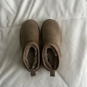 UGG Classic Ultra Mini Boot